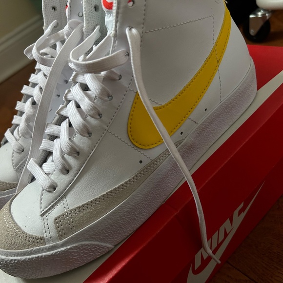 Nike Blazer Mid '77 GS - Picture 4 of 6